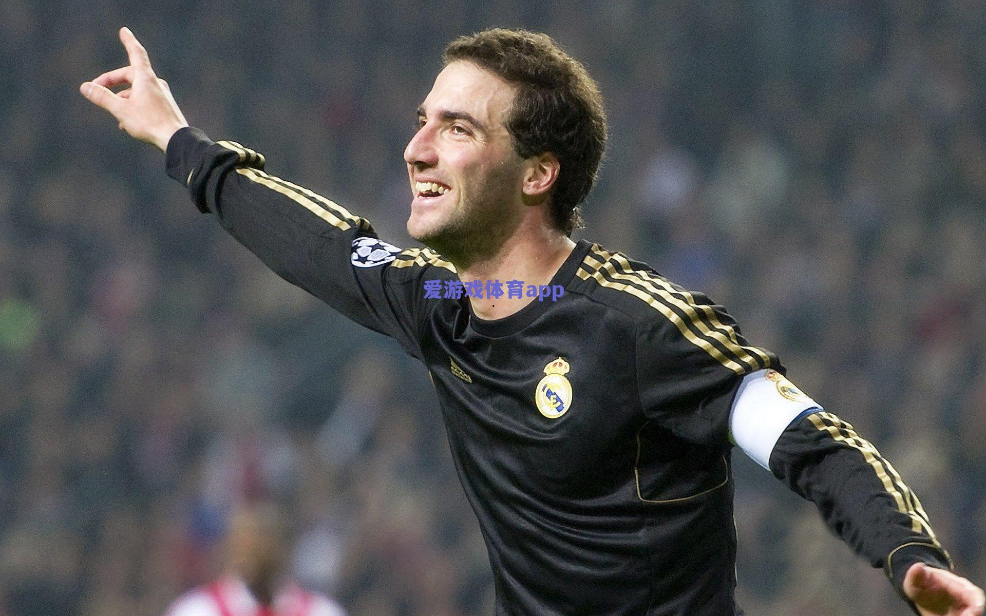 罗马主场力克维罗纳,佩莱格里尼导演胜利,新援展现关键作用