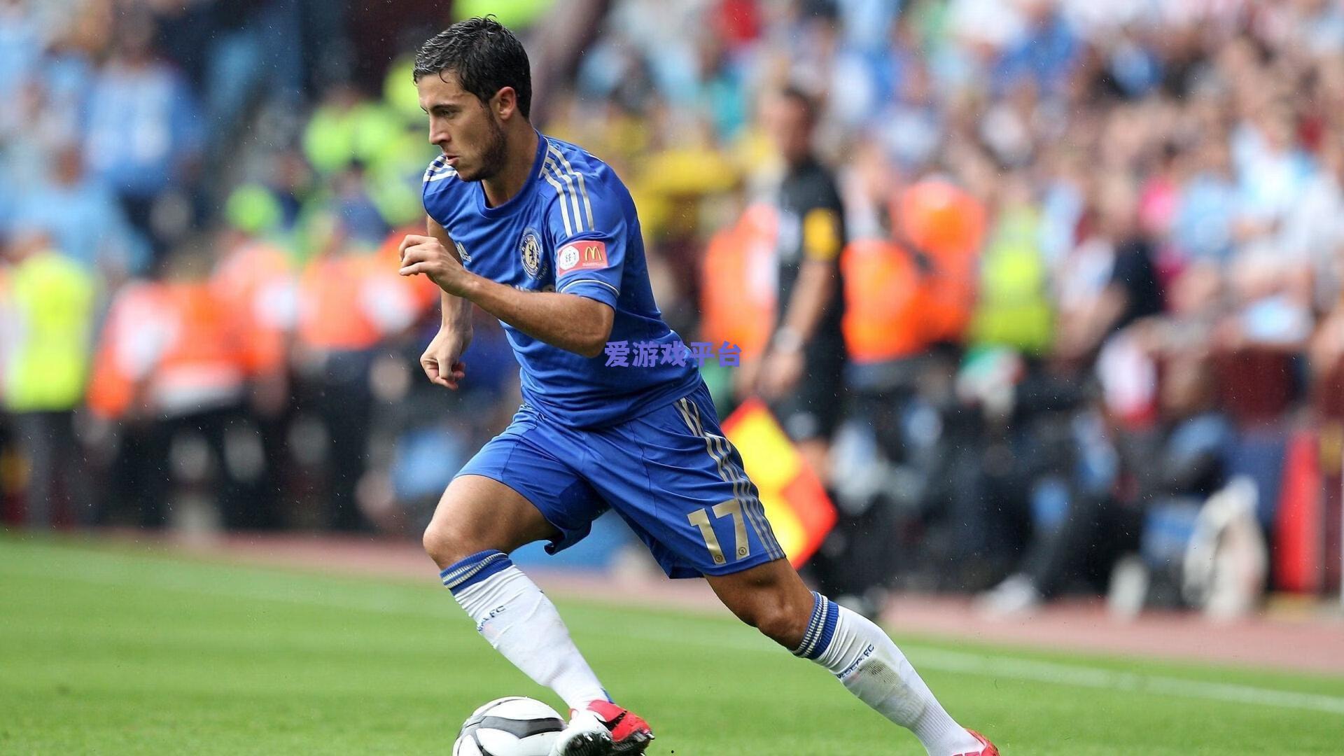 爱游戏中国_2025波兰门神风云再起，什琴斯尼重登王座，格拉巴拉稳居次席