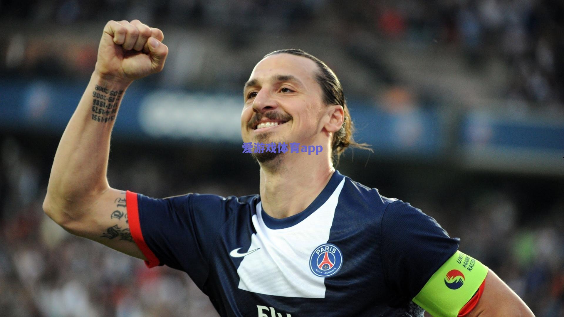 爱游戏平台-皇马青训瑰宝引关注，伊劳拉建言，俱乐部应对赫伊森保持耐心